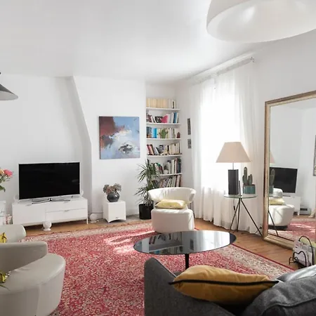Spacious On The Outskirts Of Paris Apartment Levallois-Perret