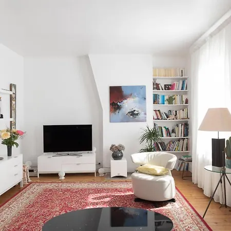 Apartment Spacious On The Outskirts Of Paris Levallois-Perret